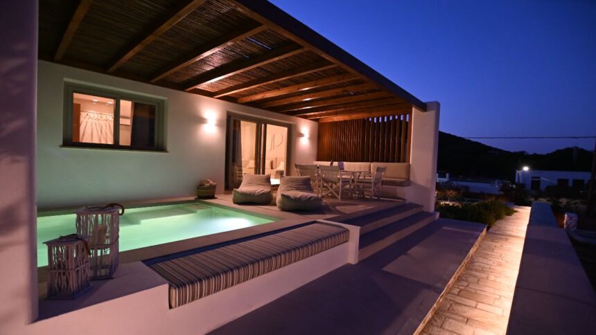 Pefki Luxury Suites Τέλενδος Αιγαίο νησί πολυτέλεια
