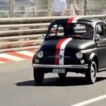 Charles Leclerc οδηγεί Fiat 500 στο Μονακό
