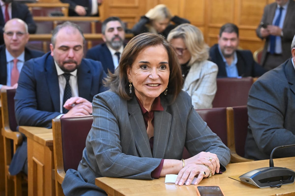 Ντόρα Μπακογιάννη και εκλογικός νόμος Μπακογιάννη