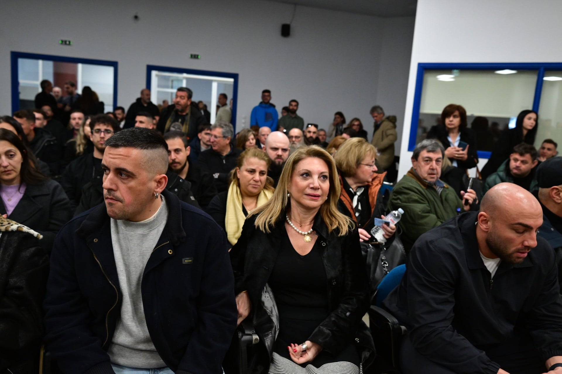 Δικαστική αίθουσα Γαιόπολις δίκη Τεμπών