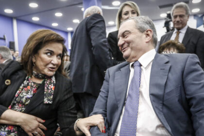 Ντόρα Μπακογιάννη και εκλογικός νόμος Μπακογιάννη