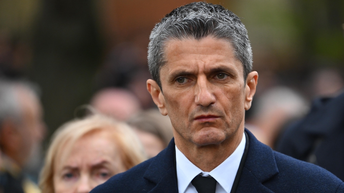 Ραζβάν Λουτσέσκου κηδεία πατέρα Μιρτσέα