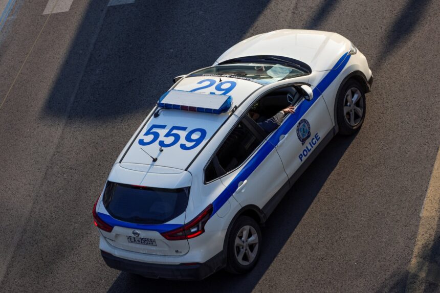 Συλλήψεις βανδαλισμός φωτιά Γλυφάδα Αιγιάλεια