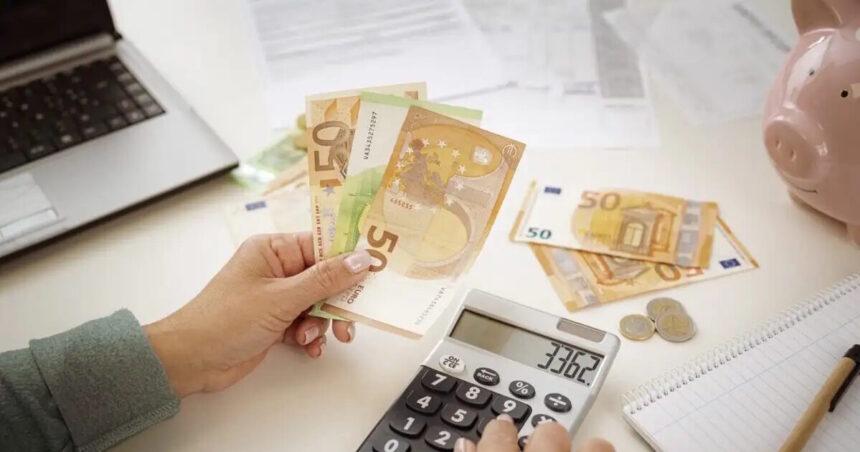 Εφορία νέα χρέη και εισπράξεις στην Ελλάδα