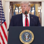 Ντόναλντ Τραμπ δασμοί Ιράν όπλα