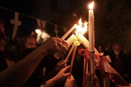 Ελληνική αποστολή Άγιο Φως Ιεροσόλυμα