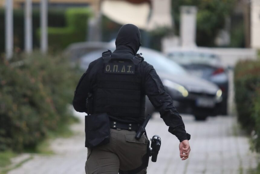 Συνελήφθησαν για εκβίαση Θεσσαλονίκη