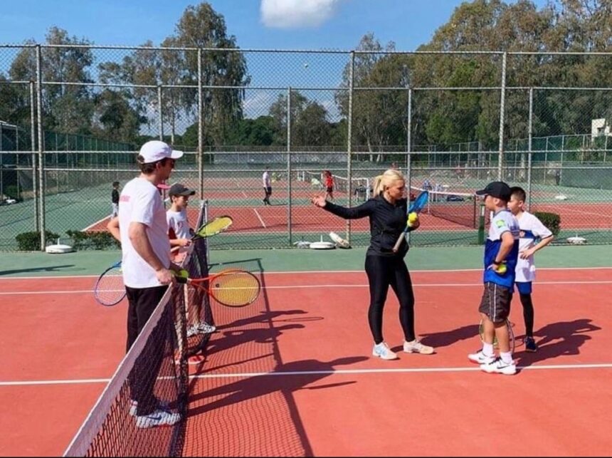 Vanja Stuhli προπονήτρια τένις στη Ρόδο