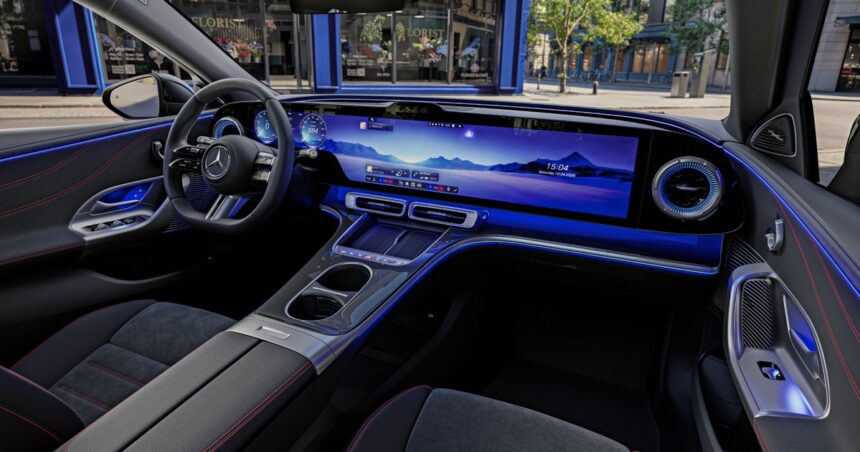 MBUX Hyperscreen στη νέα C-Class ηλεκτρική