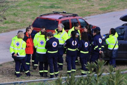 Αυτοκίνητο έπεσε γκρεμό Πάρνηθα διάσωση
