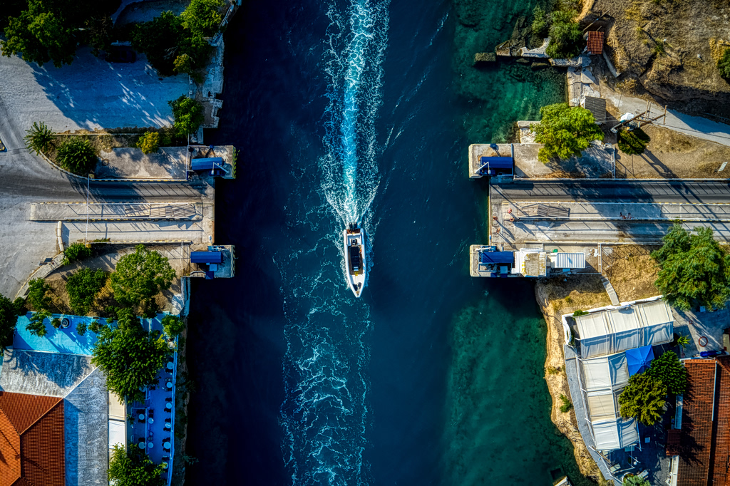 Σορός 17χρονης Διώρυγα Κορίνθου εντοπισμός Ποσειδωνία