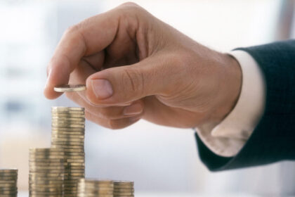 ΑΜΚ Χρηματιστήριο Αθηνών μεγάλες αυξήσεις κεφαλαίου