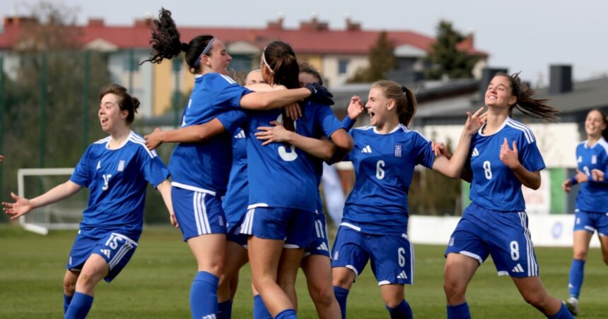 Εθνική Νεανίδων φιγουράρει με το τρόπαιο στην πρόκριση