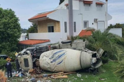 Μπετονιέρα Ρόδος εισβολή σε αυλή 23 Απριλίου