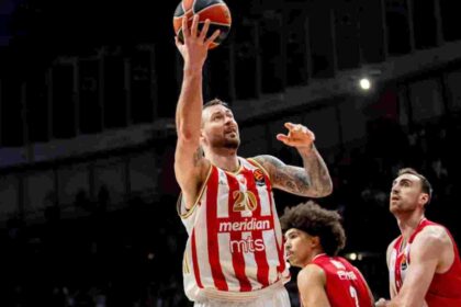 Ντονάτας Μοτιεγιούνας με τον Ερυθρό Αστέρα