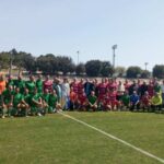Βετεράνοι ποδοσφαιριστές Ρόδου στο γήπεδο