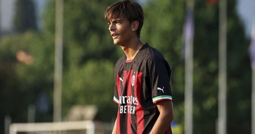 Φεντερικό Μανιαμέλι πρώην Μίλαν ποδοσφαιριστής