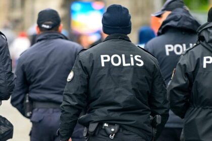 Σκηνές πανικού μαθητών κατά την ένοπλη επίθεση σε λύκειο