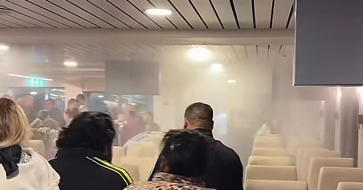 Νήσος Σάμος πυρόσβεση περιστατικό επιβάτες