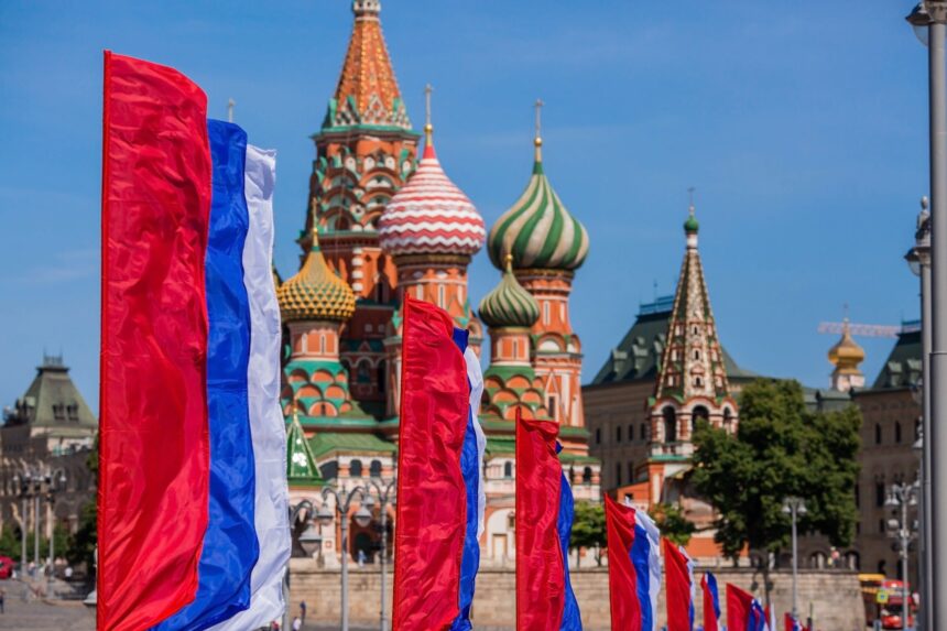 ρωσική σημαία ξένοι εργαζόμενοι πρόγραμμα Μόσχα