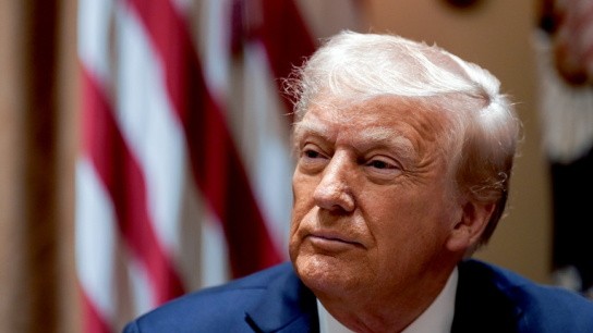 Τραμπ και Anthropic - διαπραγματεύσεις για ΤΝ και ασφάλεια