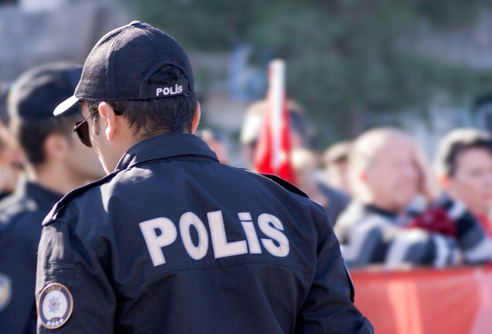 ένοπλη επίθεση προξενείο Κωνσταντινούπολης αστυνομία