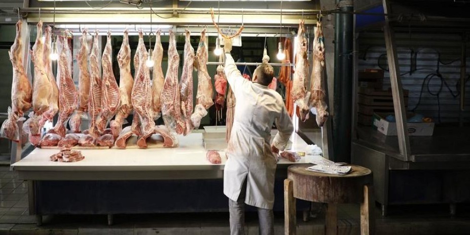 πασχαλινό τραπέζι με κόστος αύξησης