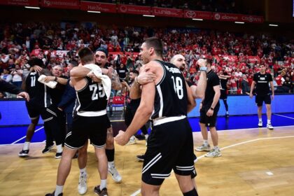 ΠΑΟΚ μπάσκετ υποδοχή αεροδρόμιο Θεσσαλονίκη