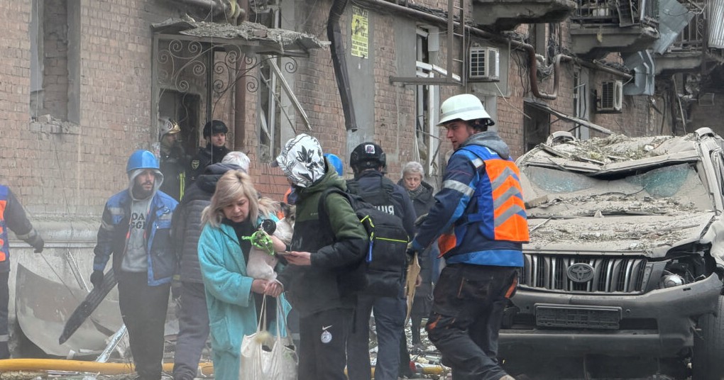 Χοντορκόφσκι Δελφοί επανεξέταση κυρώσεων
