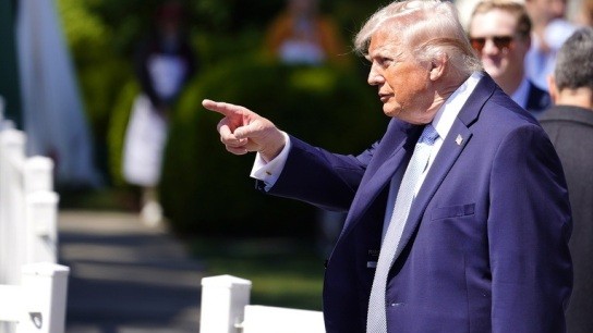 Τραμπ Ιράν όπλα διαδηλώσεις απειλή