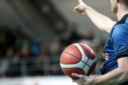 διακοπή εργασιακού τουρνουά επίθεση σε διαιτητή