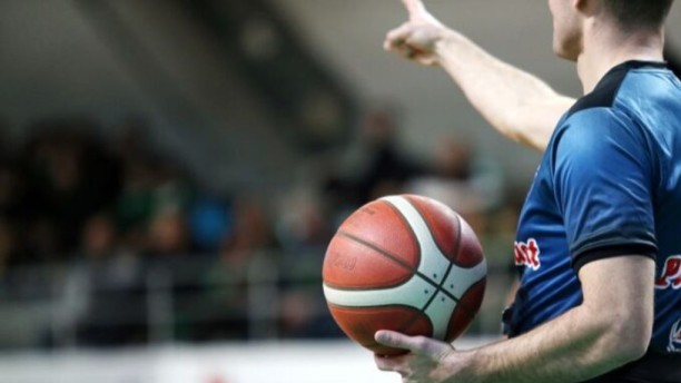 διακοπή εργασιακού τουρνουά επίθεση σε διαιτητή