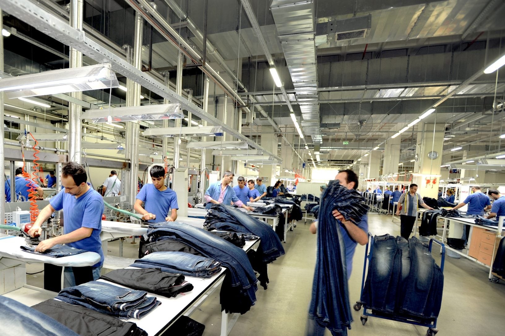 Κατάστημα ένδυσης κλειστό στη Θεσσαλονίκη