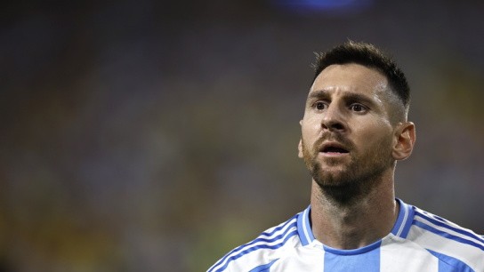 Καθαρίστρια απάτη χρέη εταιρείες πλαστογραφία