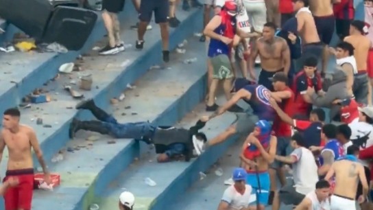 ντέρμπι Ολίμπια Σέρο Πορτένιο βία στο γήπεδο