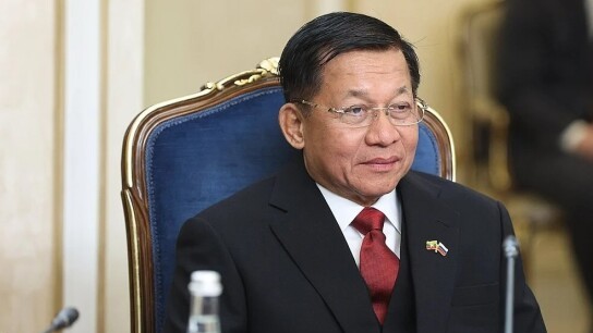 Μιν Αούνγκ Χλάινγκ ακύρωση θανατικών καταδικών