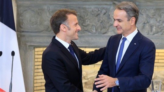 Υπογραφή συμφωνίας ρήτρα αμοιβαίας συνδρομής Ελλάδα Γαλλία