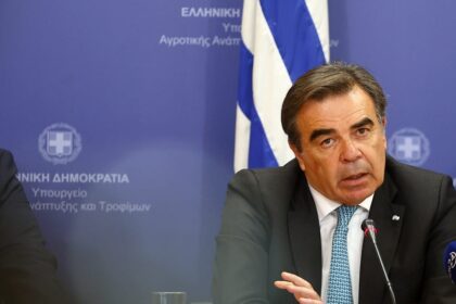 Υπουργός Σχοινάς στη Λαχαναγορά Θεσσαλονίκης πρωί