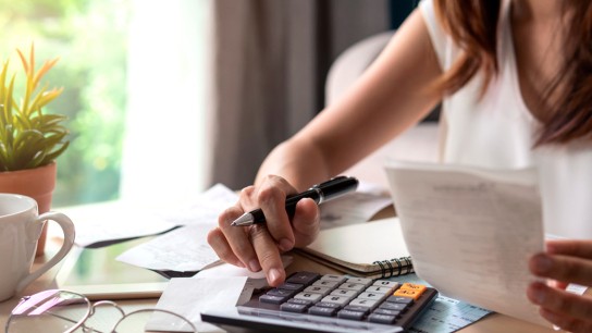 εισοδηματικά όρια 2025 και συντάξεις