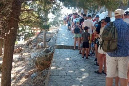 ακρόπολη Λίνδου εργασίες ασφάλειας κιγκλίδωμα