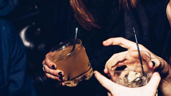 Ανήλικοι Ικαρία μετά από κατανάλωση αλκοόλ