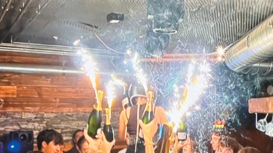 τραυματίες φωτιά Κραν Μοντανά νοσοκομεία λογαριασμοί