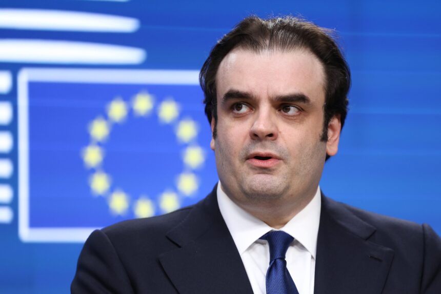 Κυριάκος Πιερρακάκης συνέντευξη πλεόνασμα Ουάσιγκτον