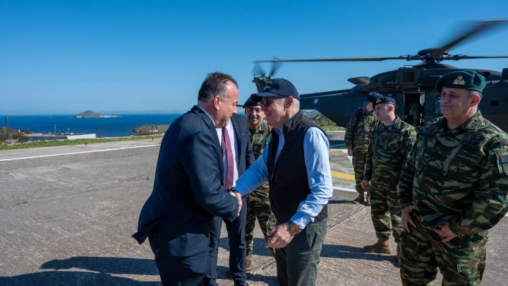 Υφυπουργός Δαβάκης επίσκεψη Πάτμο Εθνοφυλακής