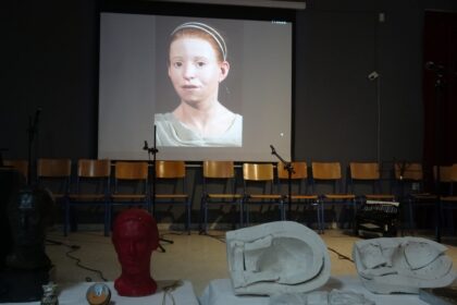 Μουσείο πάει στο σχολείο μαθητές με έργα Μύρτιδα