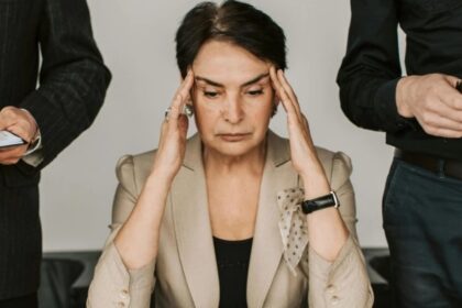 αφεντικό ναρκισσιστής στο γραφείο