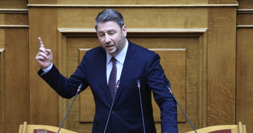 Βουλή ένταση υποκλοπές Ανδρουλάκης κυβέρνηση