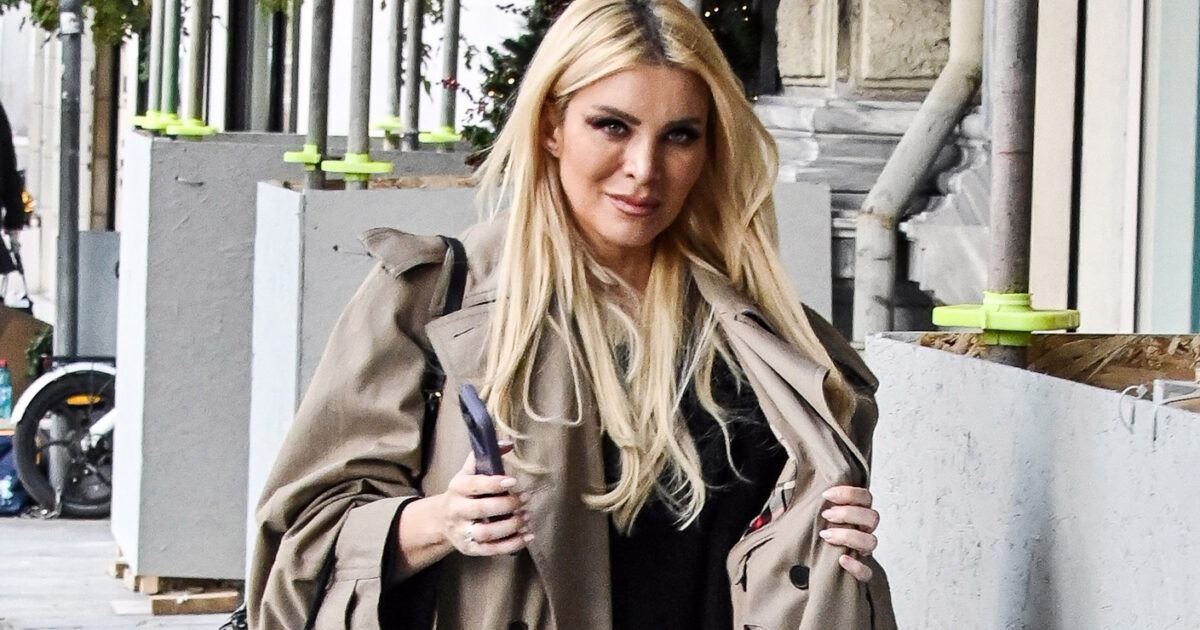 Όχημα μετακίνησης ΑμεΑ της ΟΣΥ με πρόσβαση για αναπηρικά αμαξίδια