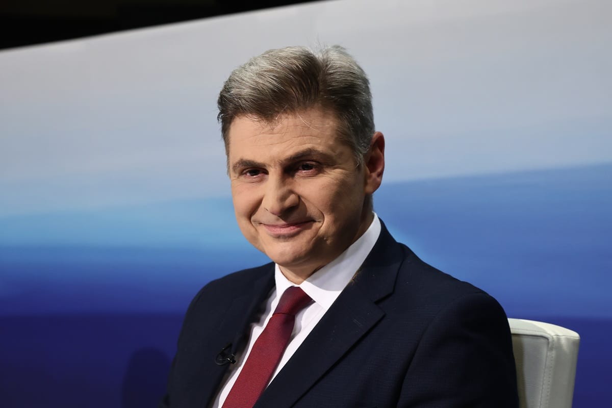 Νικόλας Φαραντούρης ΠΑΣΟΚ συνάντηση στη Βουλή