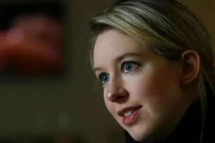 Ελίζαμπεθ Χολμς ιδρύτρια Theranos απάτη